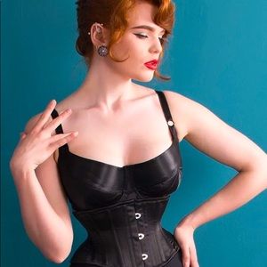ISO WKD baby corset size 20